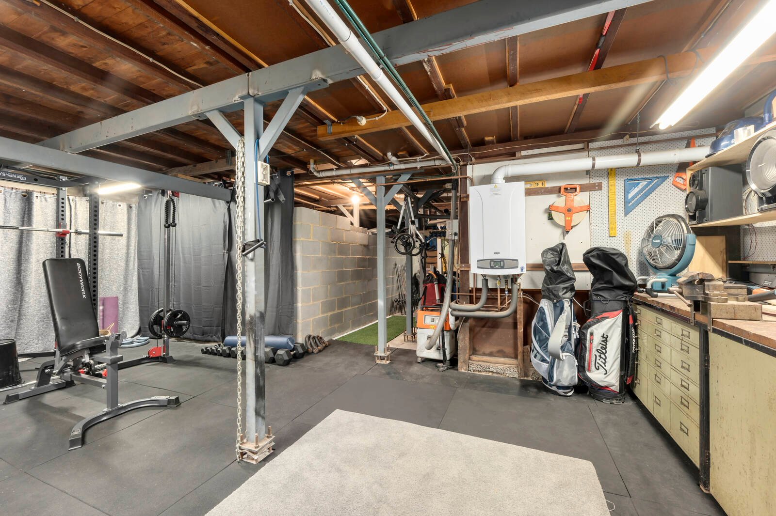 Property Gallery Thumbnail 9