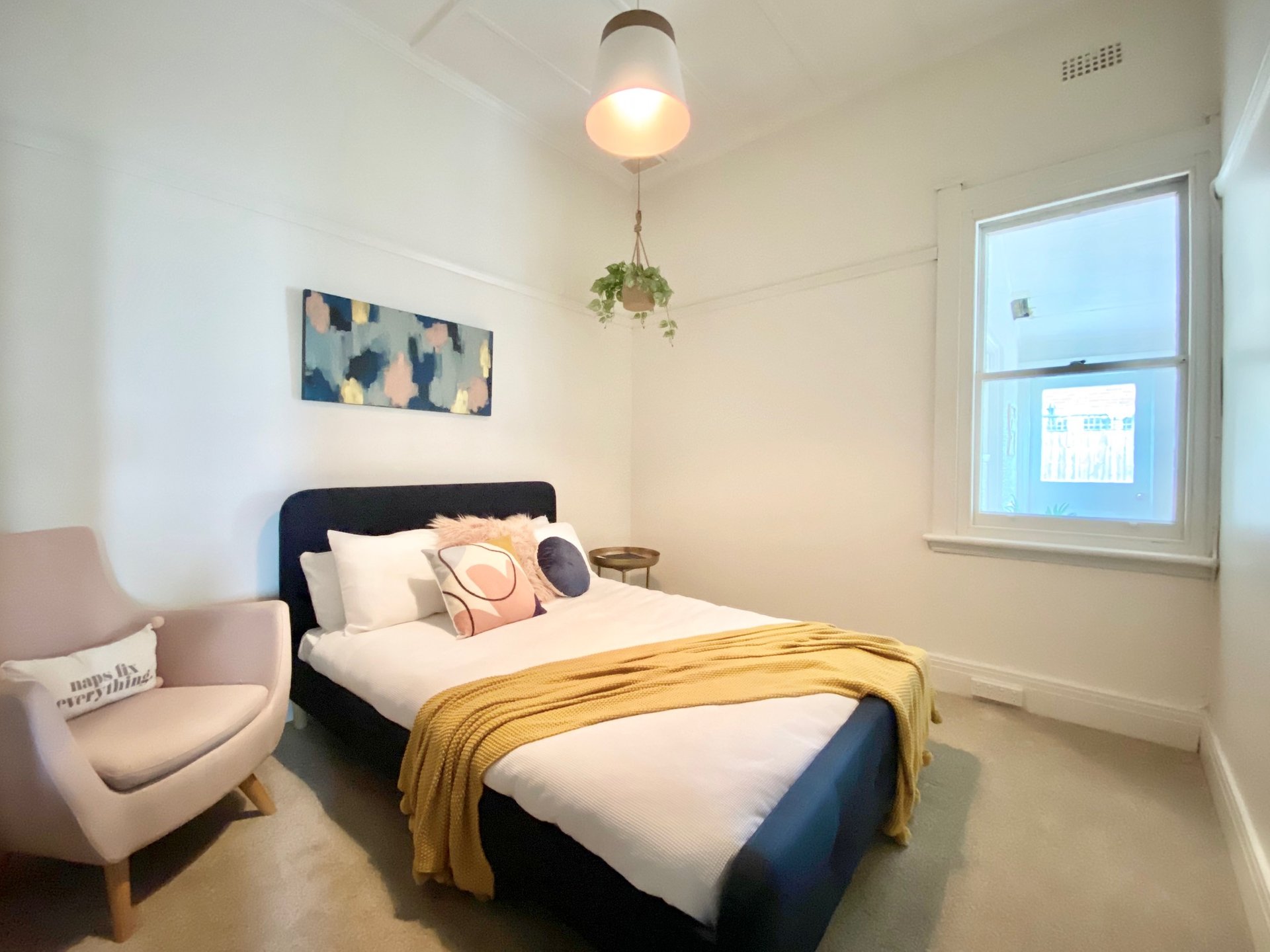 Property Gallery Thumbnail 9