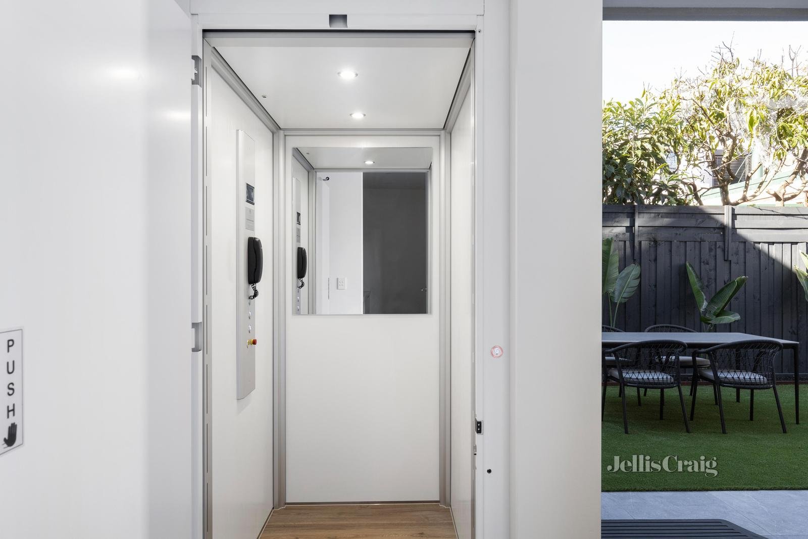 1A Anthony Street, Glen Iris image 17