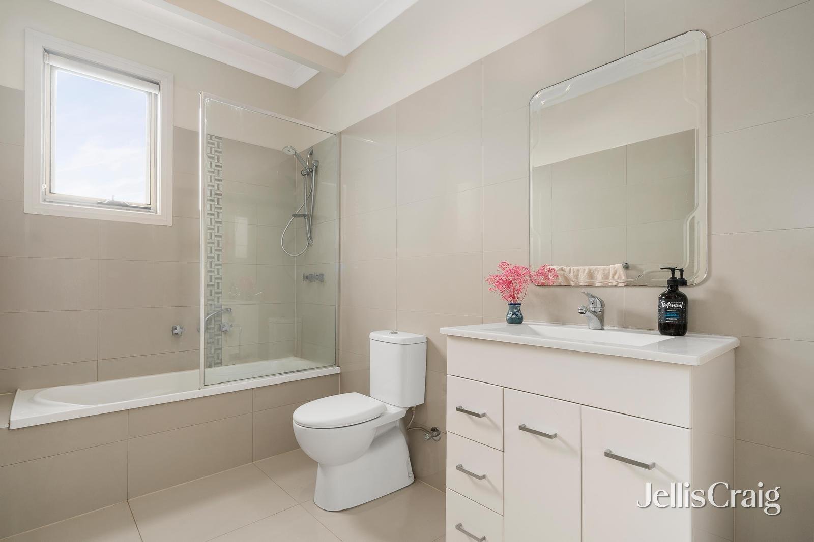 1A Braeside Street, Pascoe Vale image 10