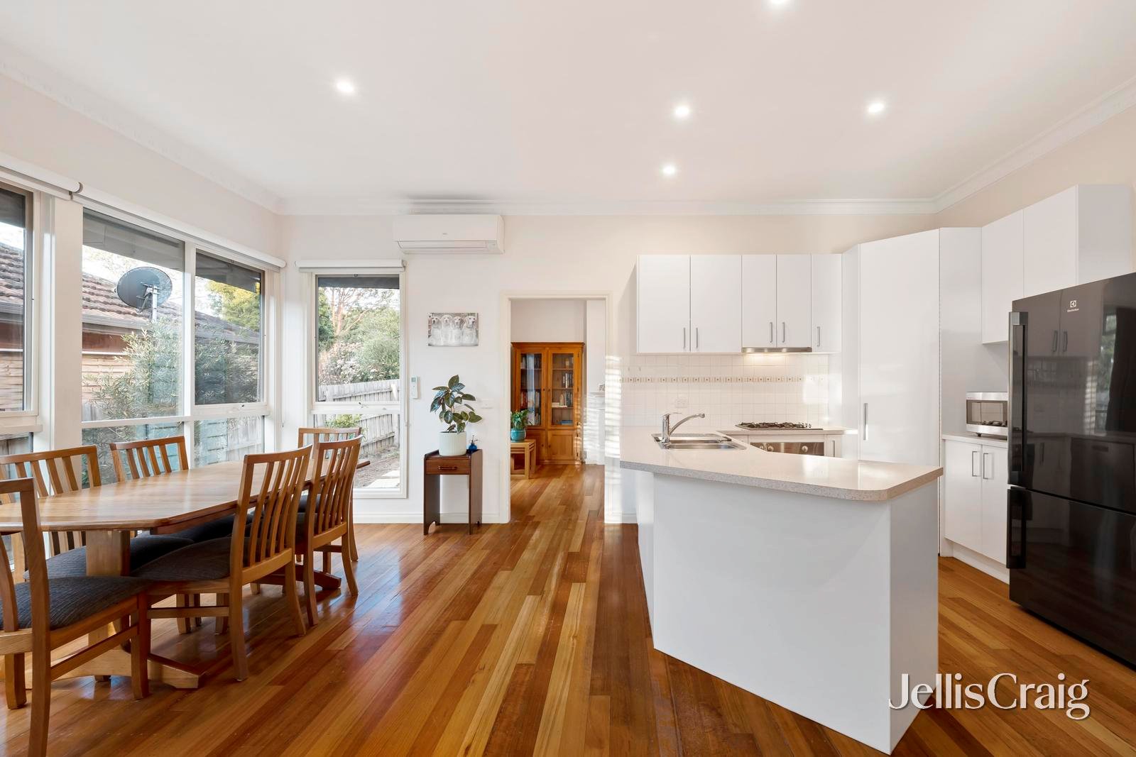 1A Caromar Street, Croydon image 4