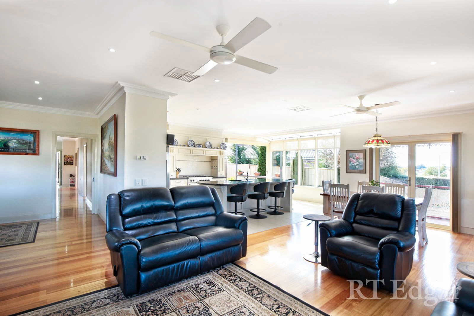 Property Gallery Thumbnail 7