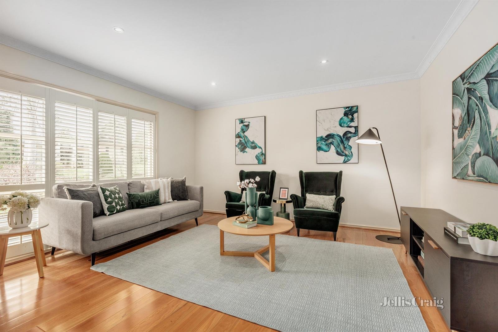 1A Cherry Court, Mitcham image 2