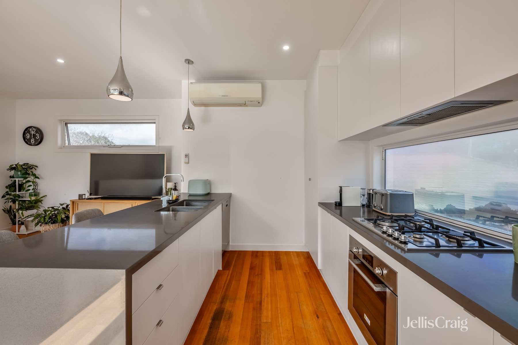1A Gordon Street, Essendon image 3