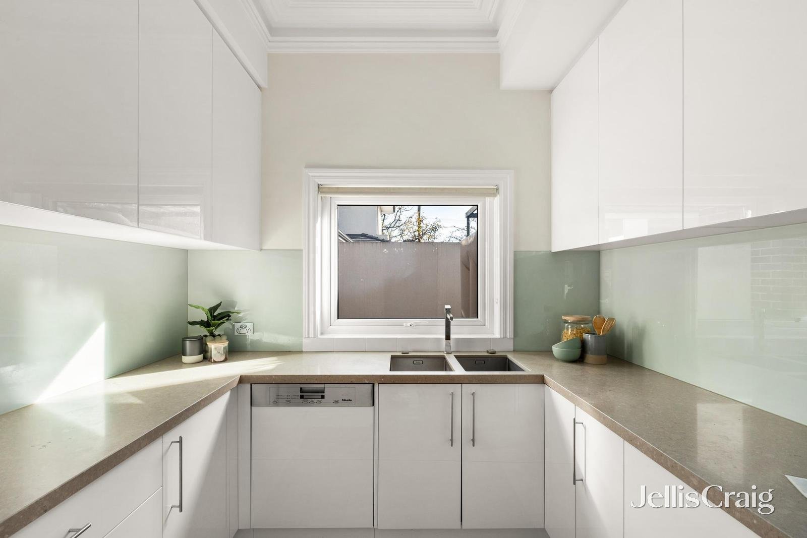 1a Granville Street, Camberwell image 10