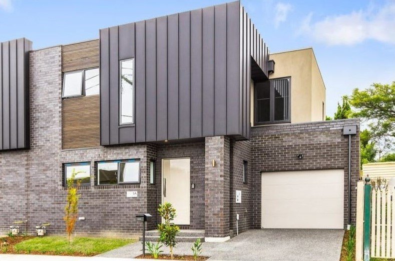 Property Gallery - Main Image