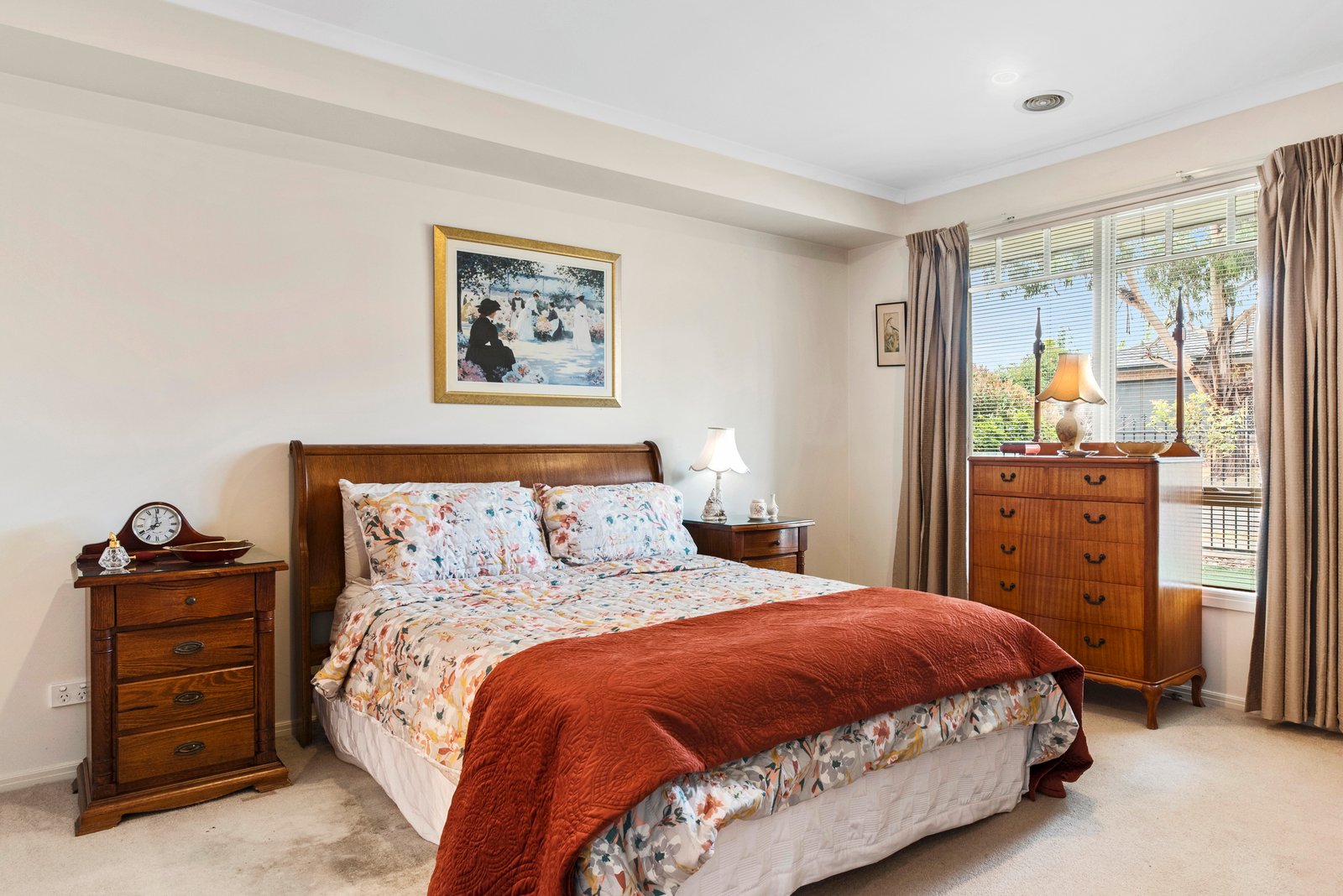 Property Gallery Thumbnail 7