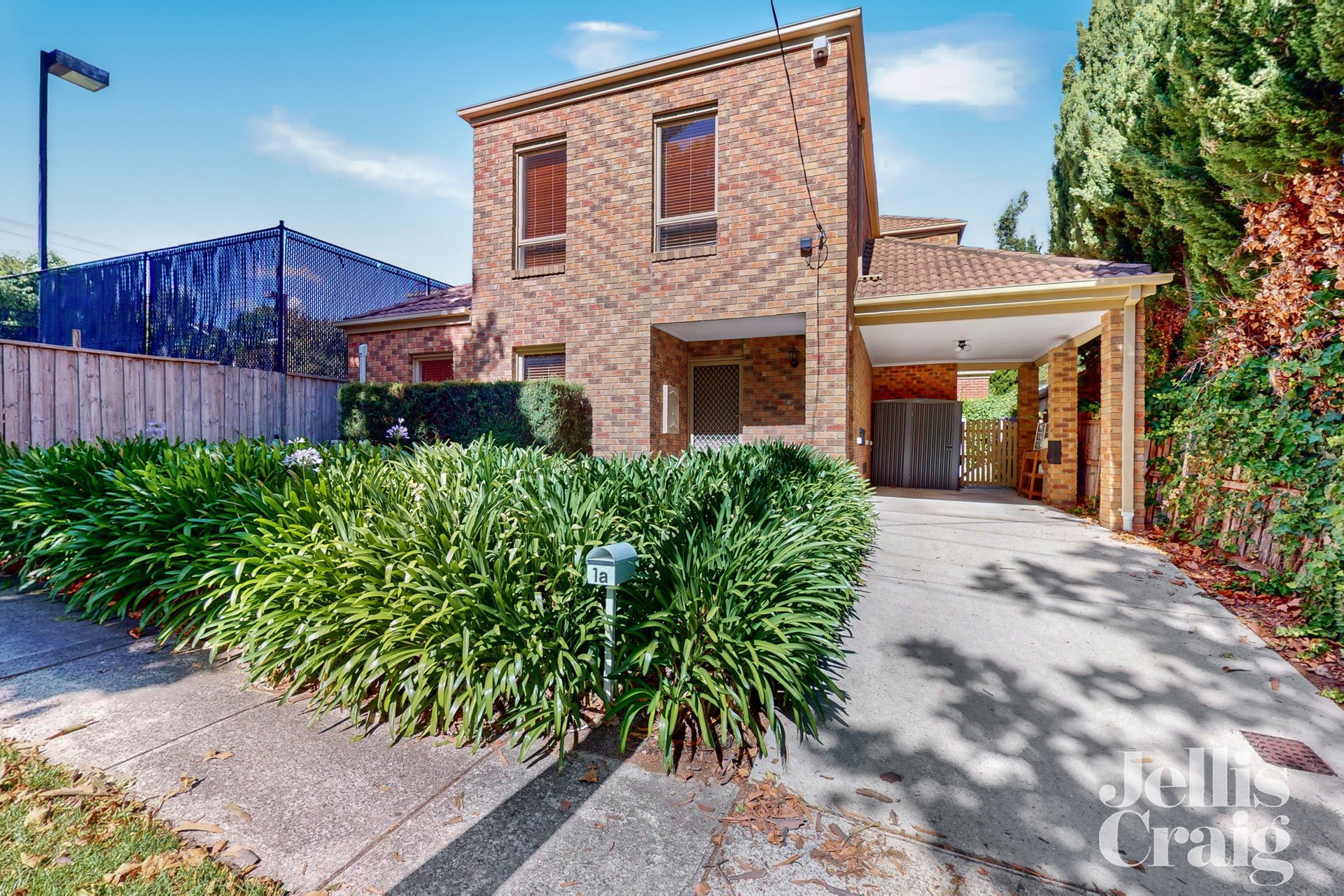 1A Iris Road, Camberwell image 1