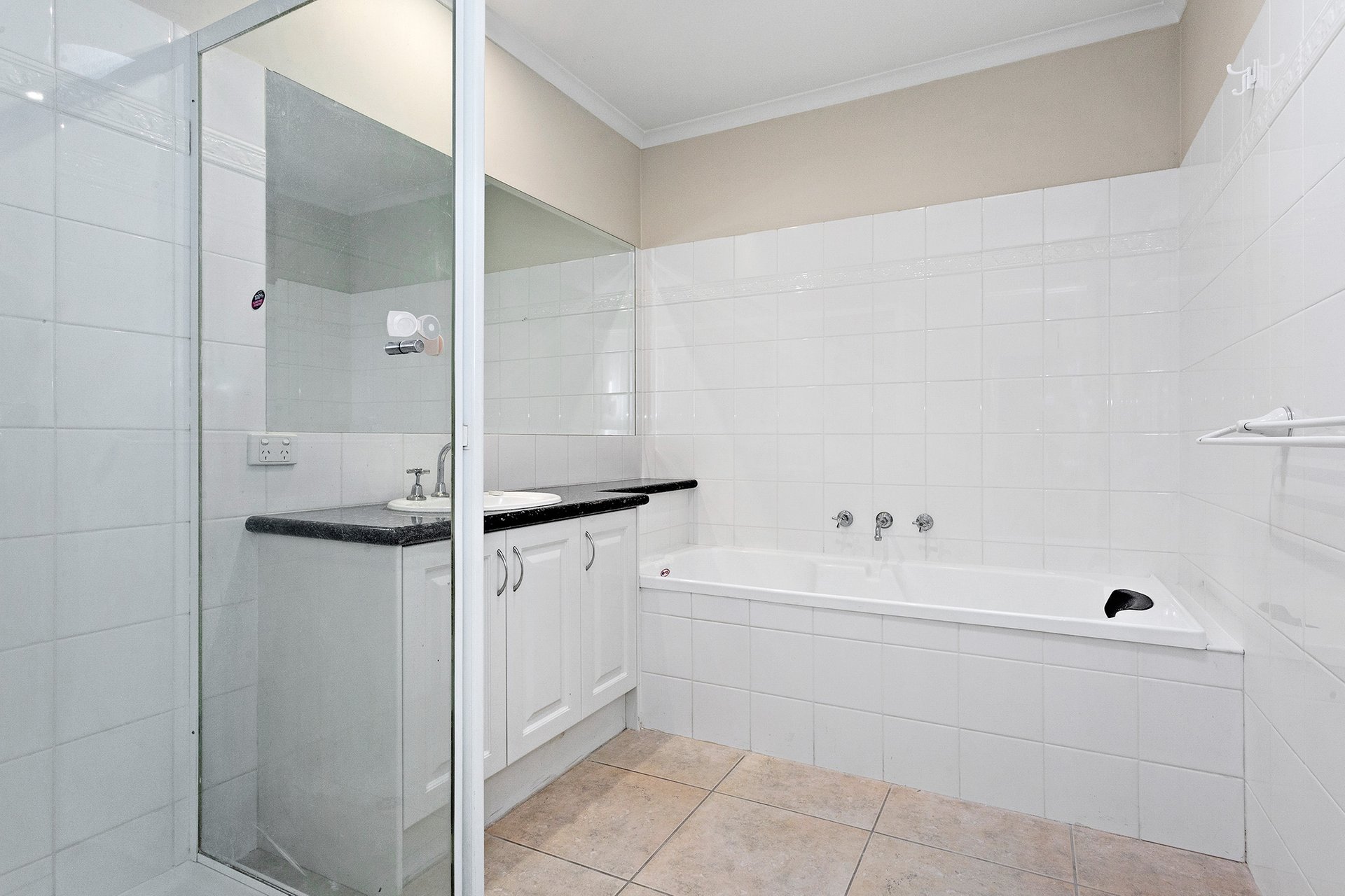 1A John Street, Balwyn image 6