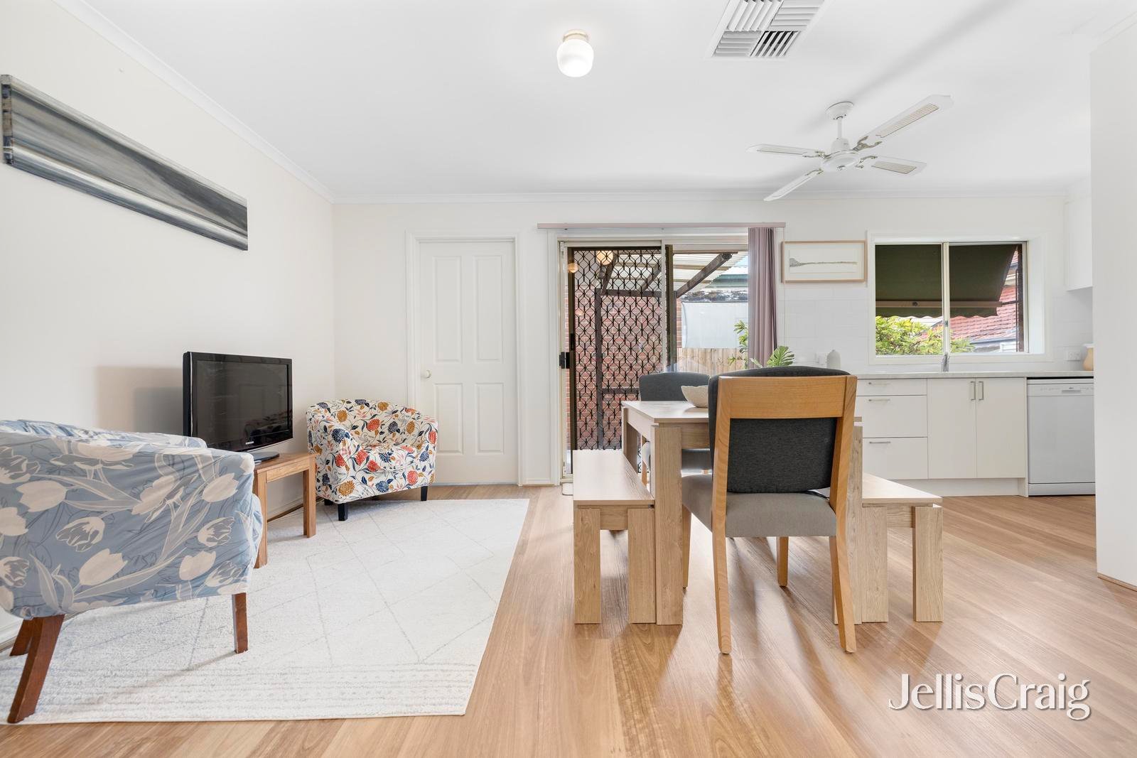 1A Larch Street, Blackburn image 5