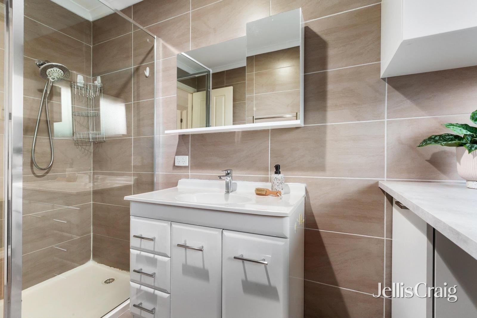 1A Lemon Grove, Nunawading image 10