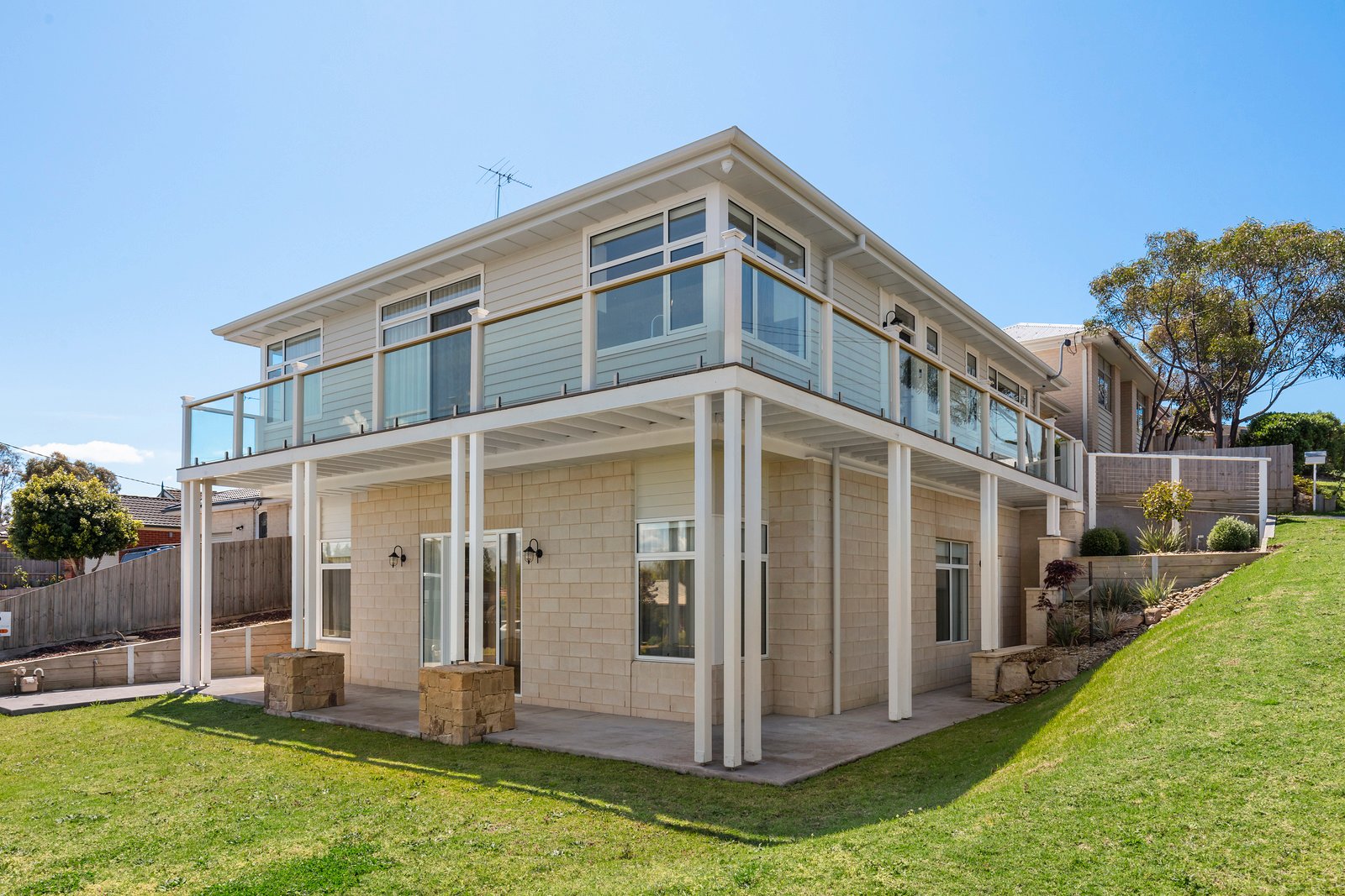 Property Gallery - Main Image