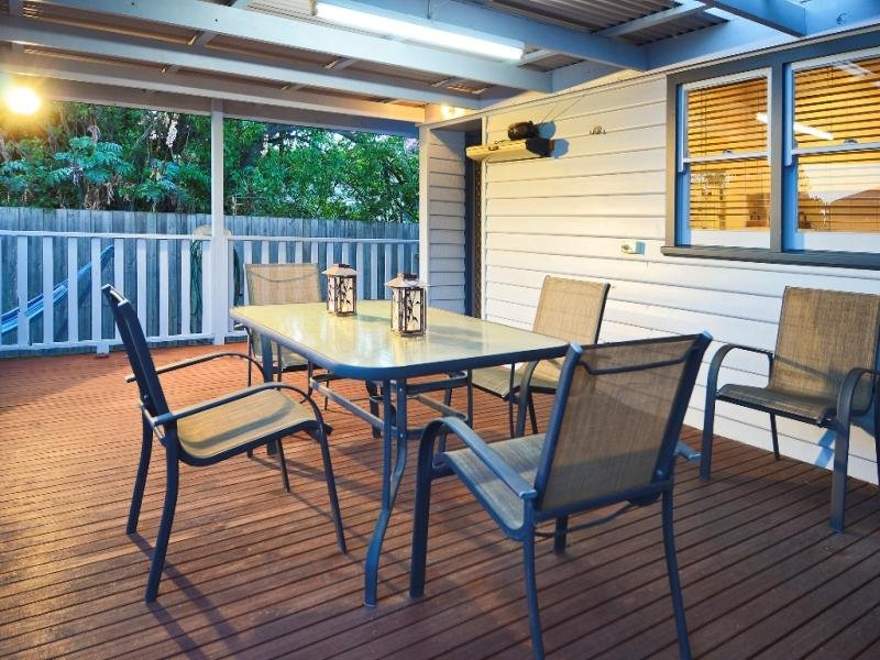1A McCurdy Road, Herne Hill image 11