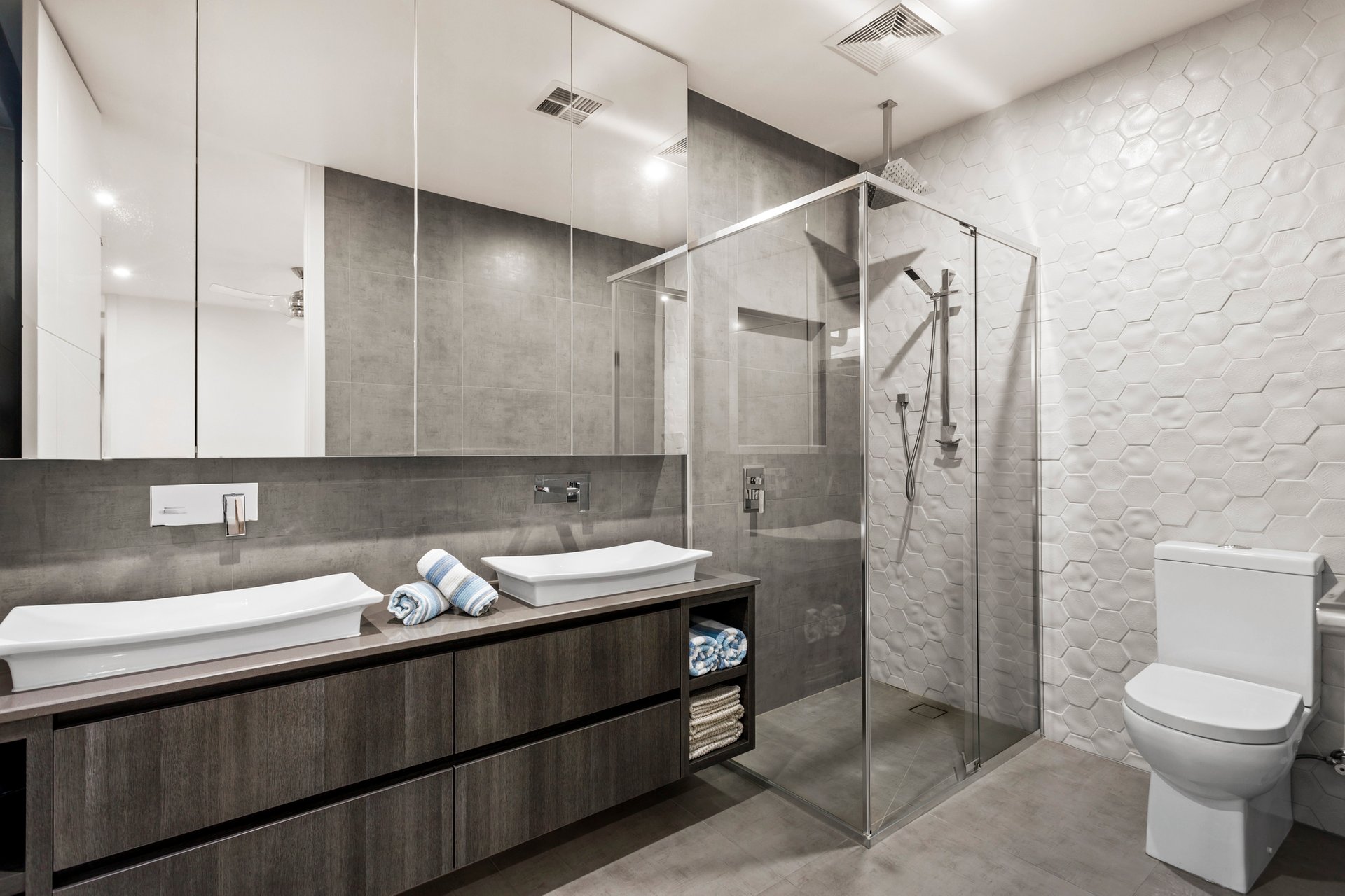 Property Gallery Thumbnail 9