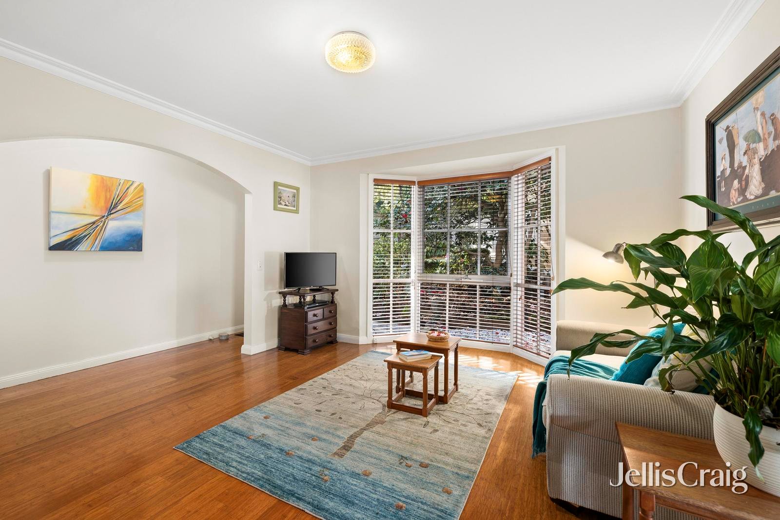 1A Orchard Grove, Heathmont image 3