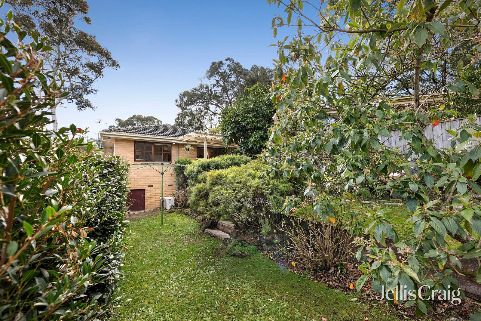 1A Orchard Grove, Heathmont image 12