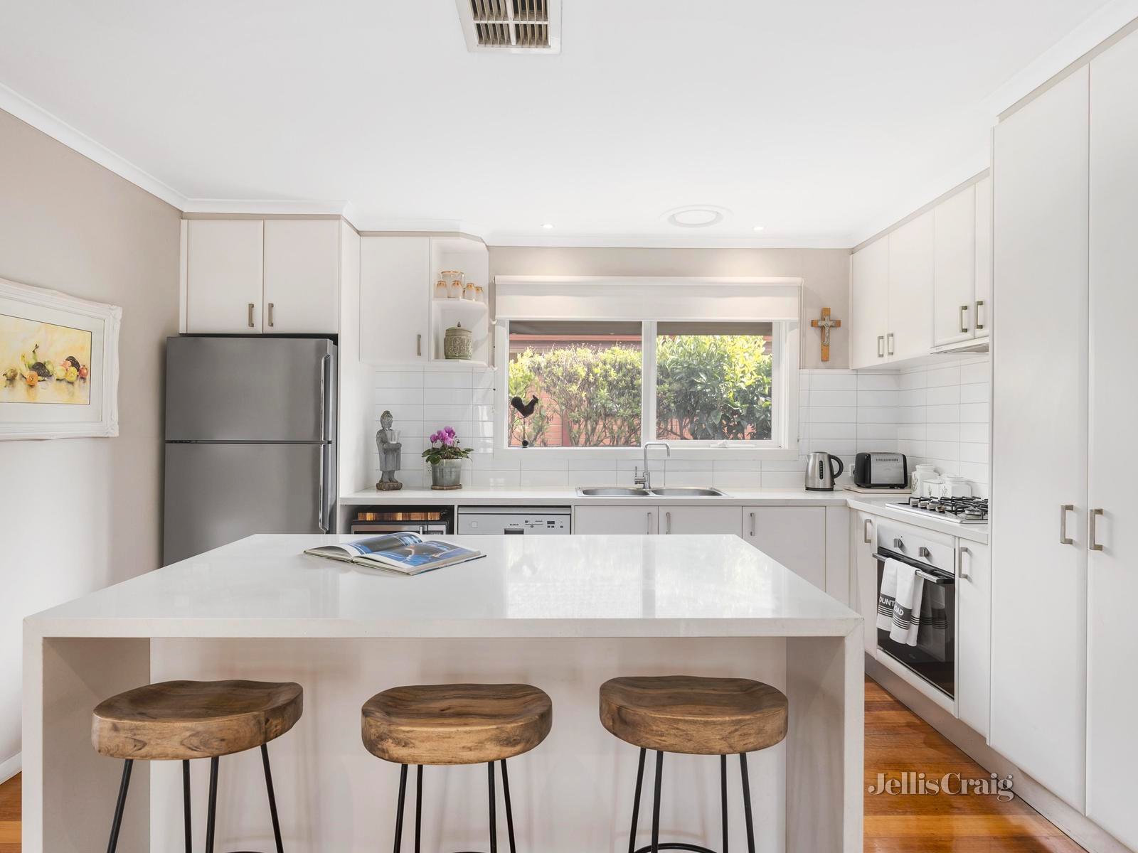 1A Philip Avenue, Doncaster image 4