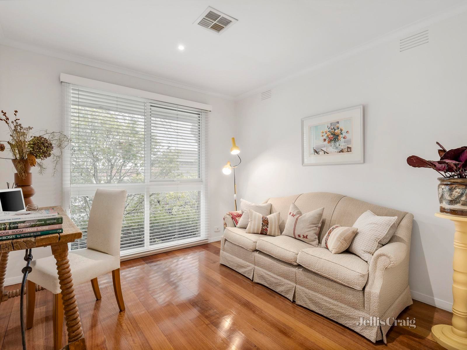 1A Philip Avenue, Doncaster image 9