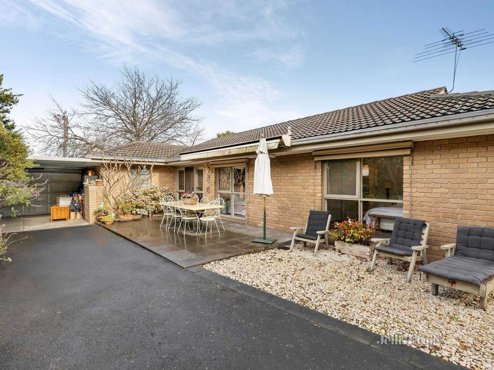 1A Philip Avenue, Doncaster image 10