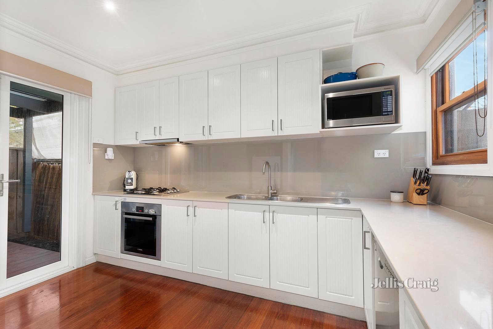 1A Russell Street, Northcote image 3