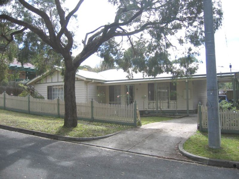 1A Susans Court, Croydon North image 1