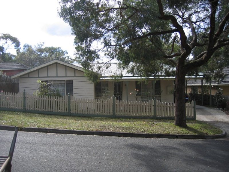 1A Susans Court, Croydon North image 5