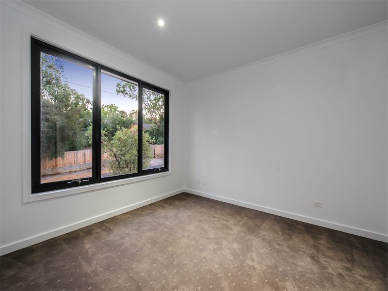 1a Tarrangower Avenue, Mitcham image 7