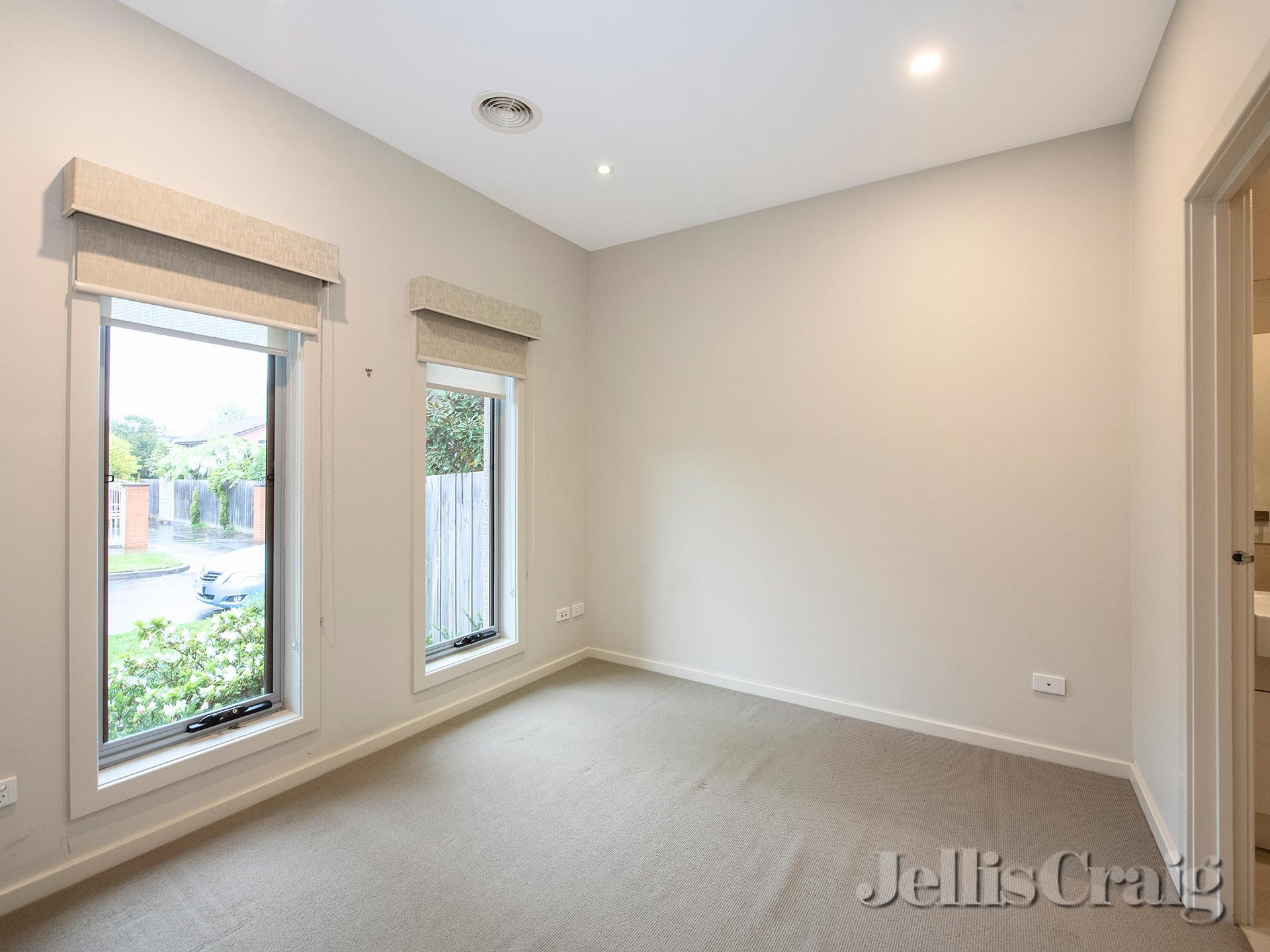1A Theresa Street, Bentleigh image 5