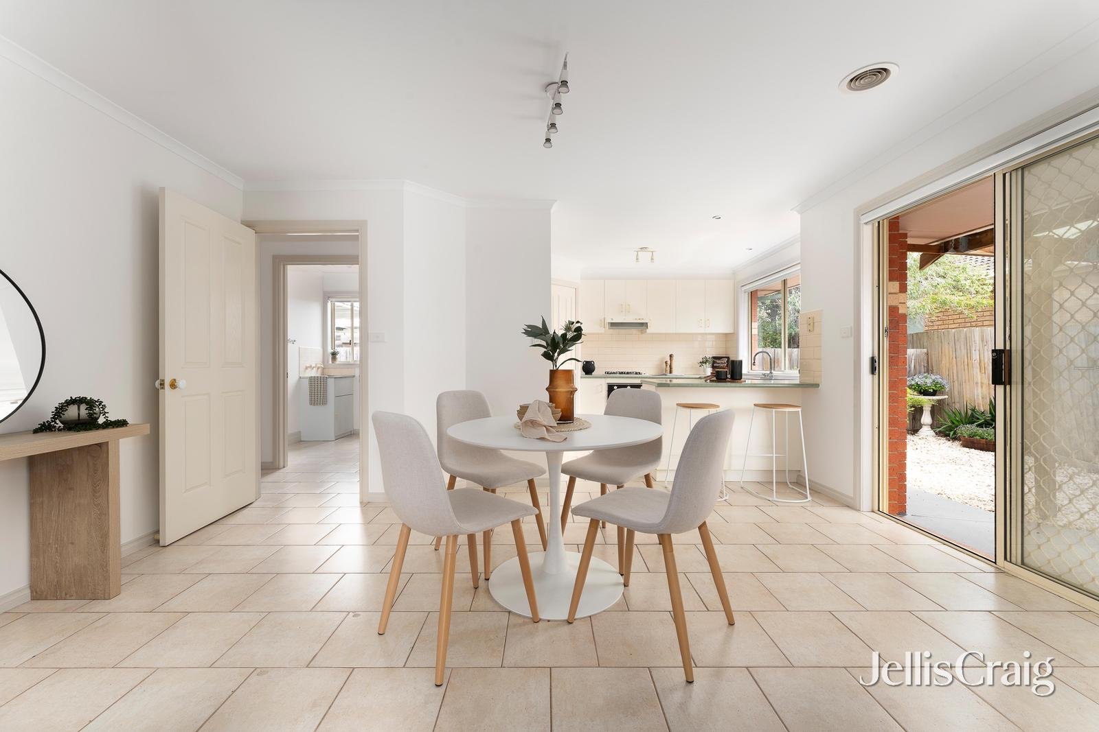1A Tomkin Court, Altona Meadows image 4