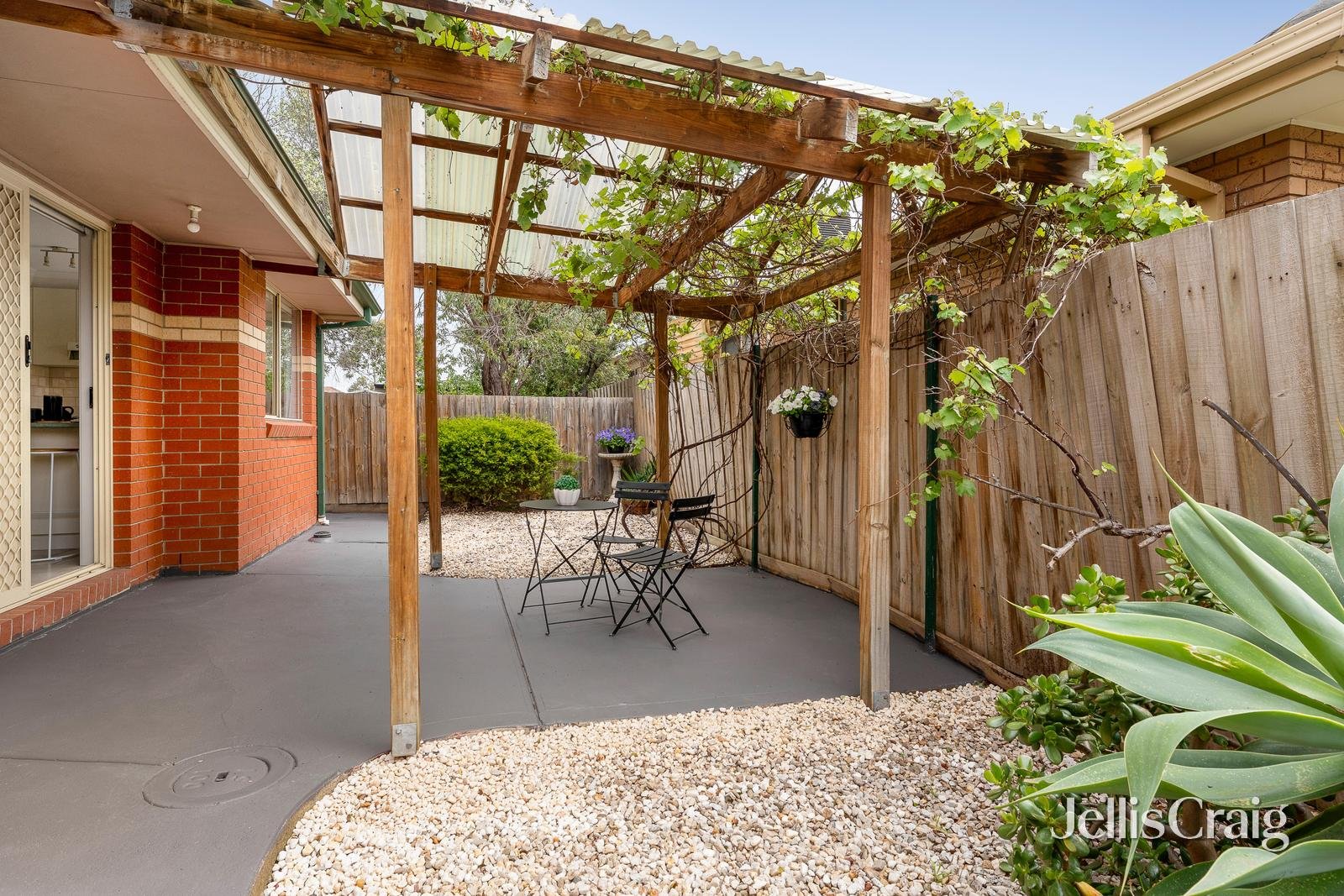 1A Tomkin Court, Altona Meadows image 7
