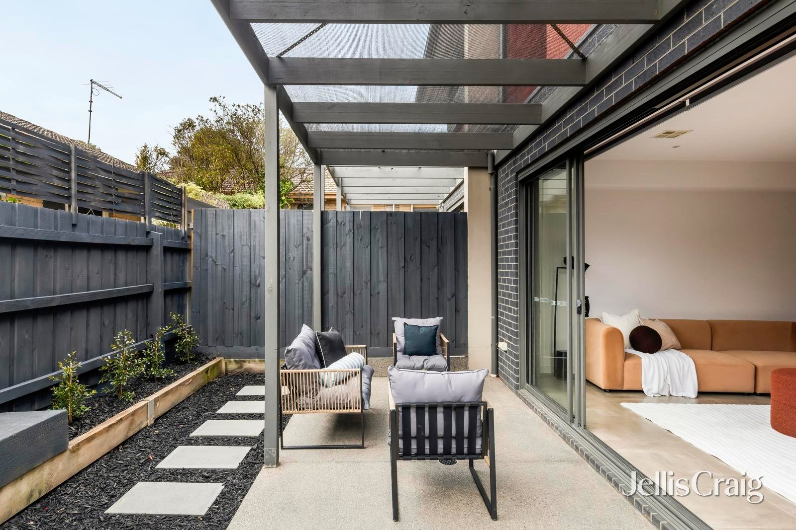 1A Toni Street, Doncaster image 4