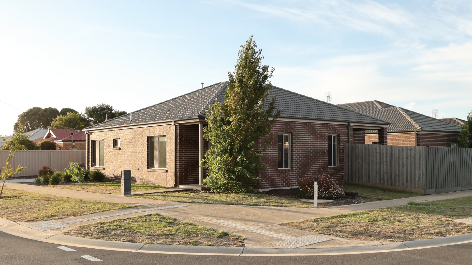 Property Gallery Thumbnail 14