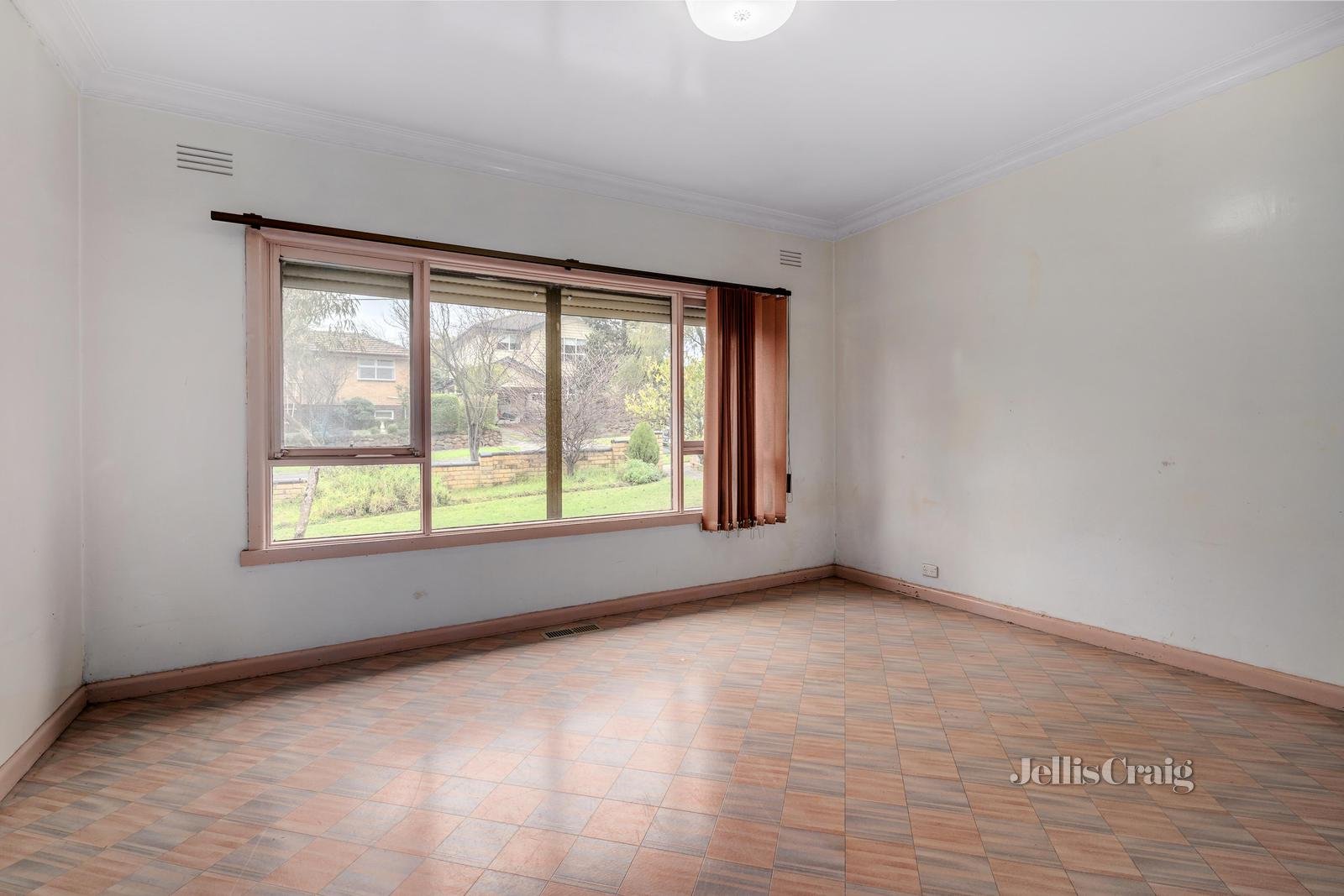 1A Vista Avenue, Mount Waverley image 7