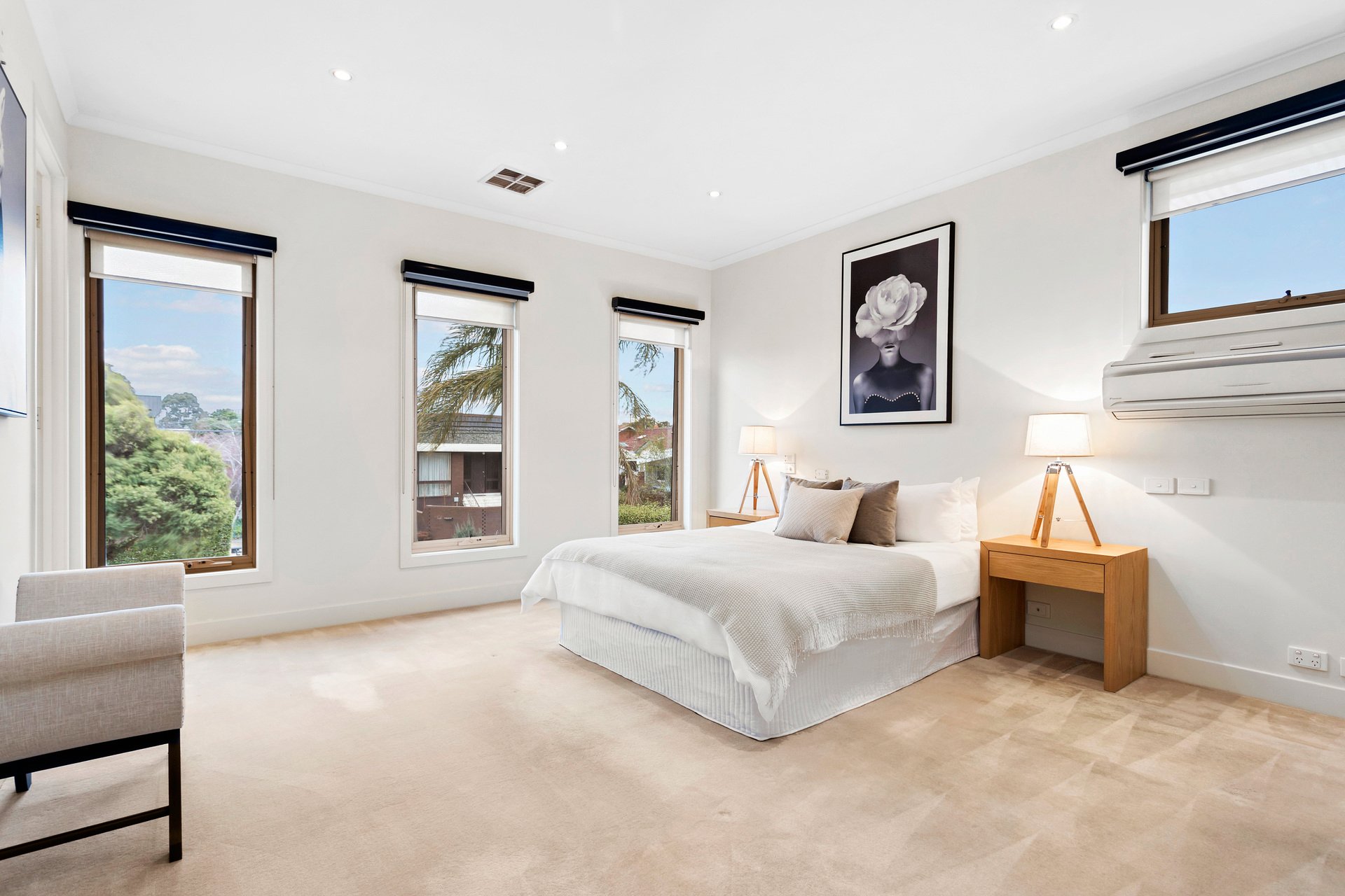 Property Gallery Thumbnail 7
