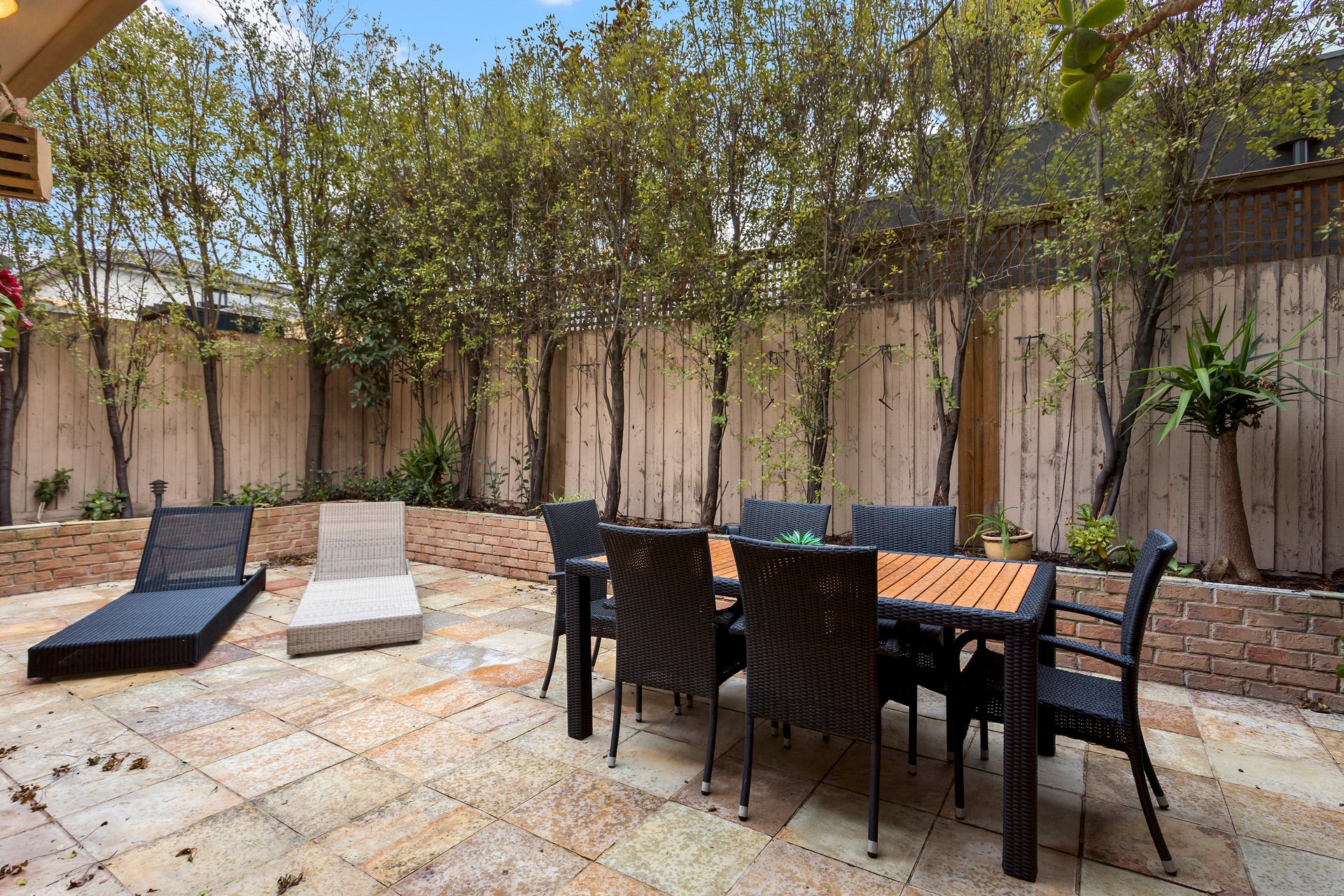 Property Gallery Thumbnail 11