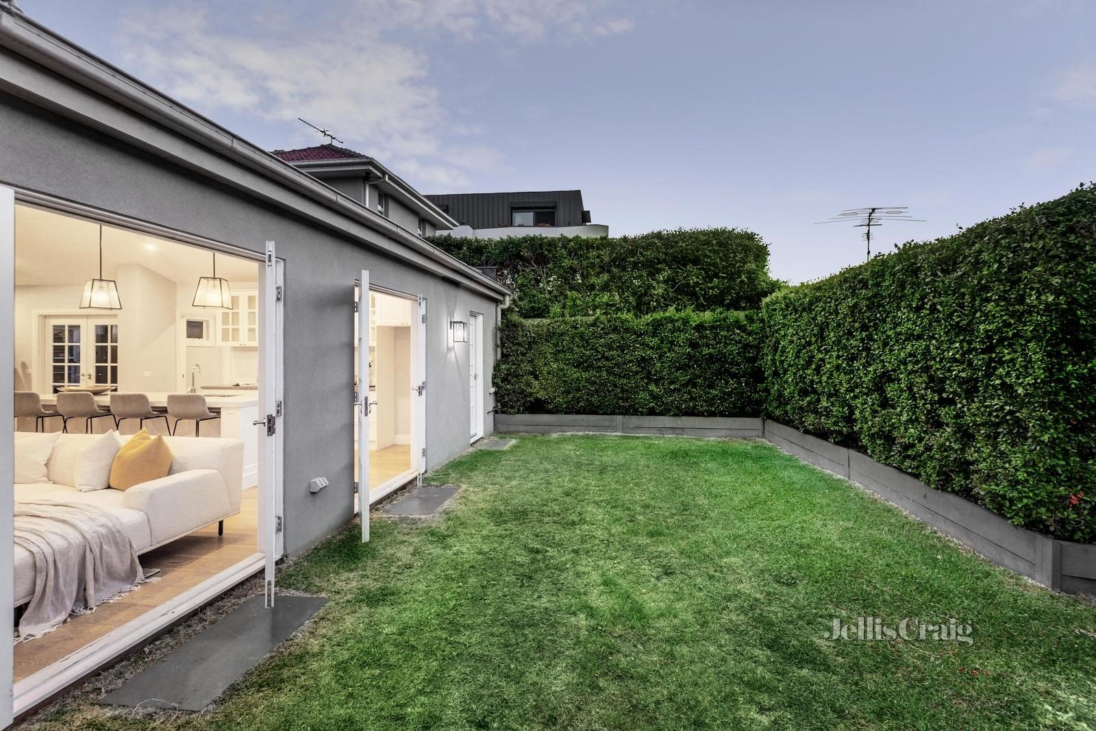 1A York Road, Glen Iris image 11