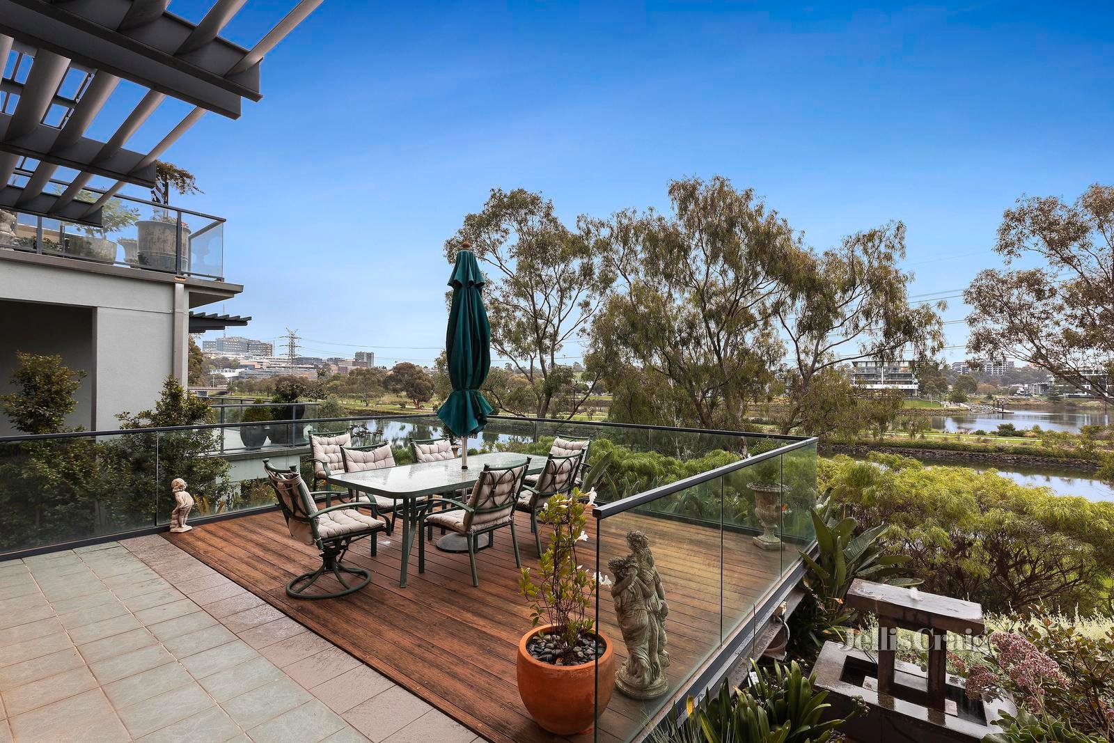 1A/33 Fisher Parade, Ascot Vale image 13