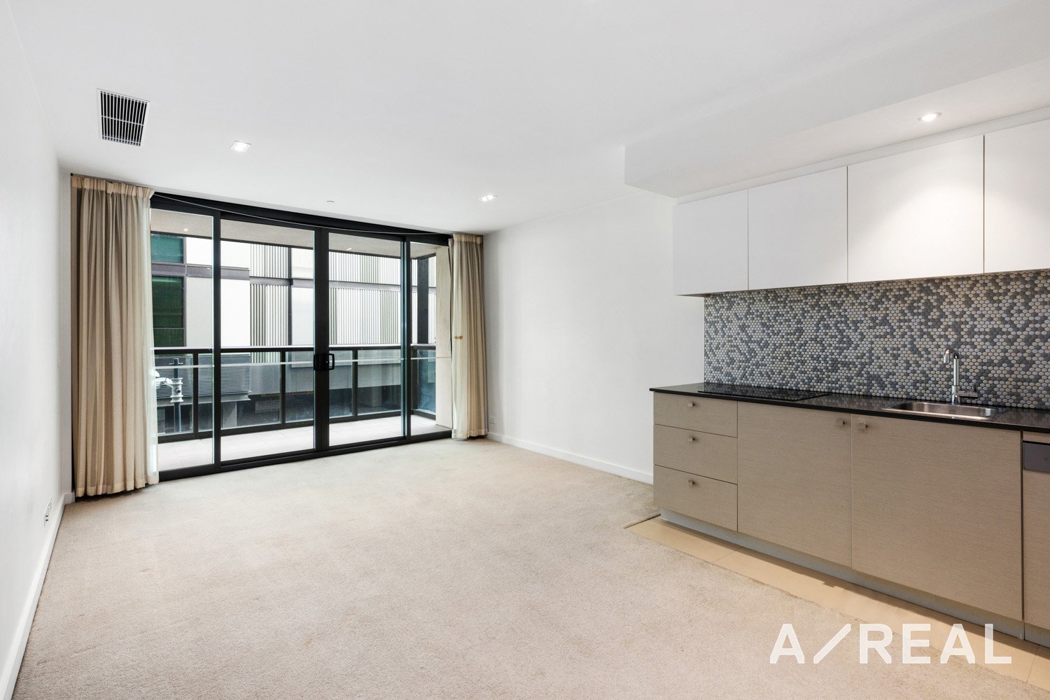 1A/8 Waterside Place, Docklands VIC 3008