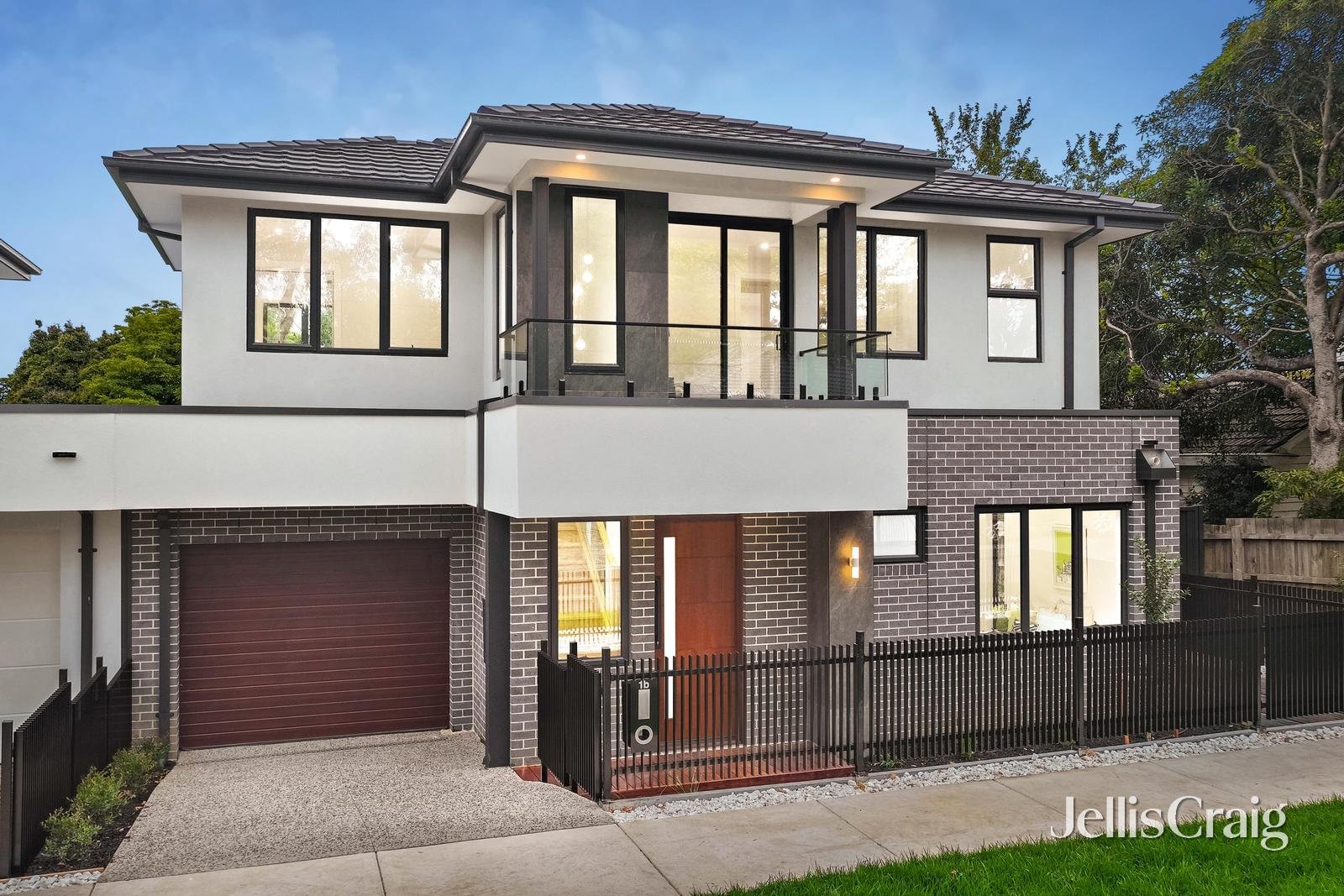 1B Aroona Avenue, Mitcham image 1