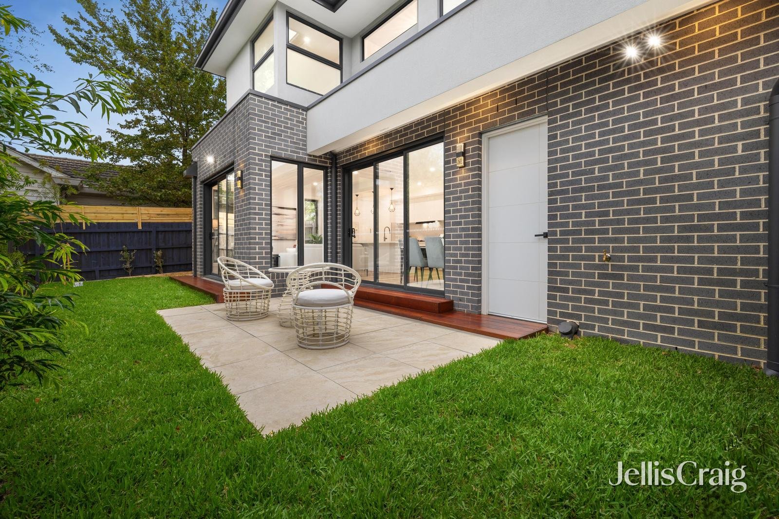 1B Aroona Avenue, Mitcham image 13