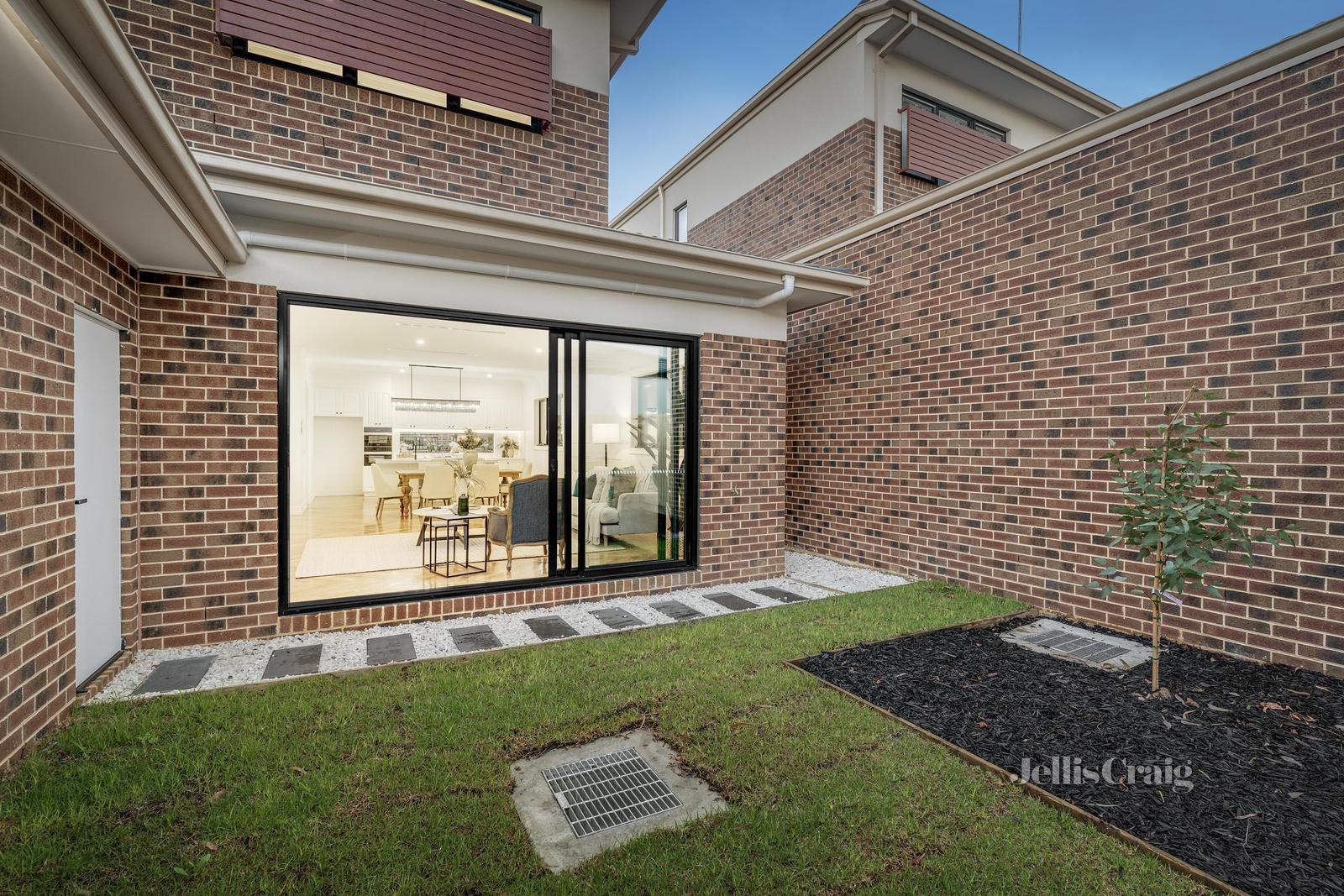 1B Ashton Street, Glen Waverley image 12