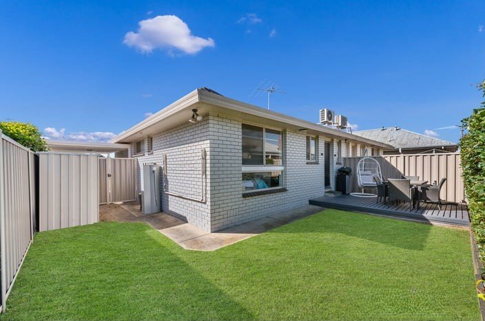 1B Bolwell Street  Werribee