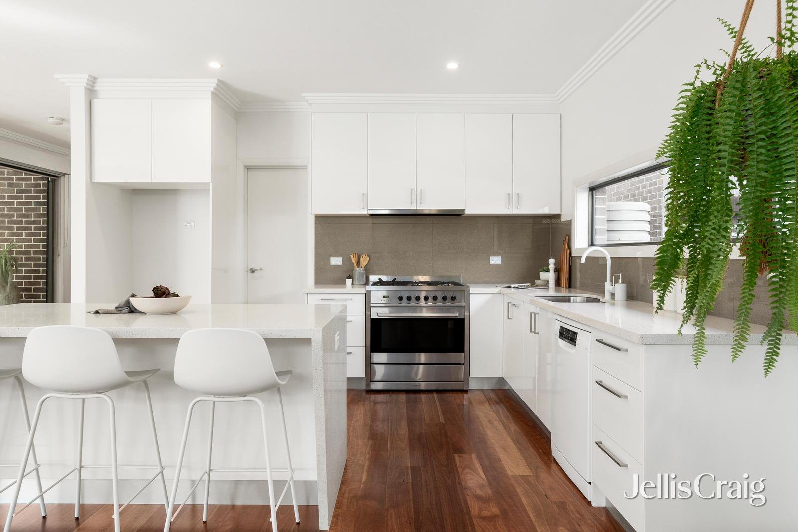 1B Cheverton Road, Lower Plenty image 7