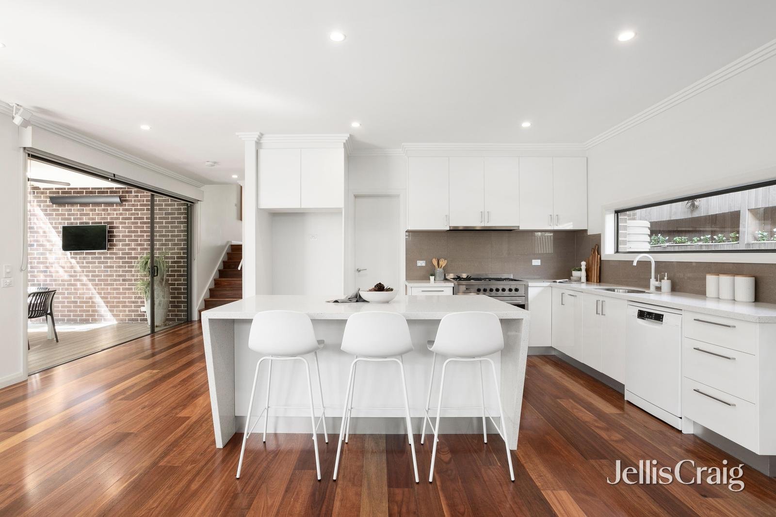 1B Cheverton Road, Lower Plenty image 8