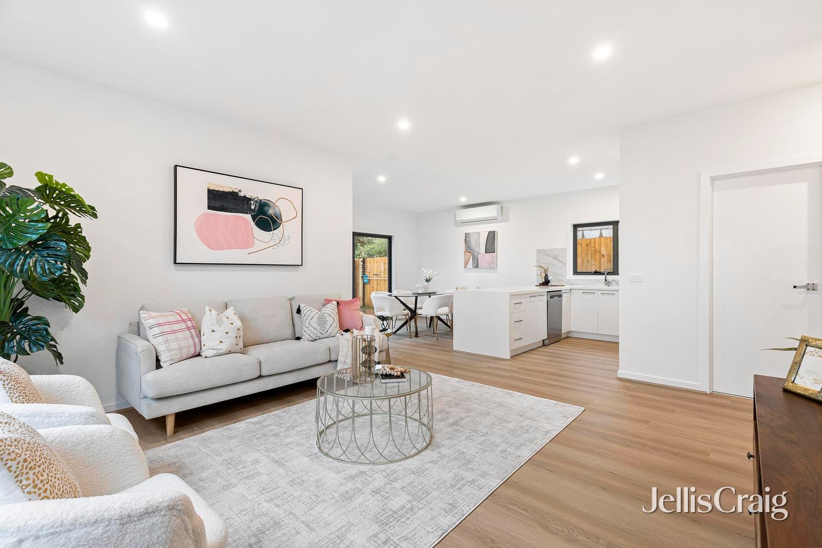 1b Coledale Close, Endeavour&nbsp;Hills image 2