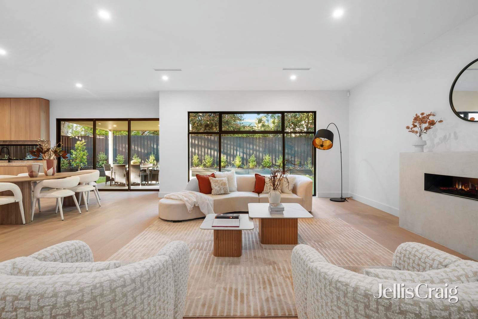 1B Golf Avenue, Mount&nbsp;Waverley image 3