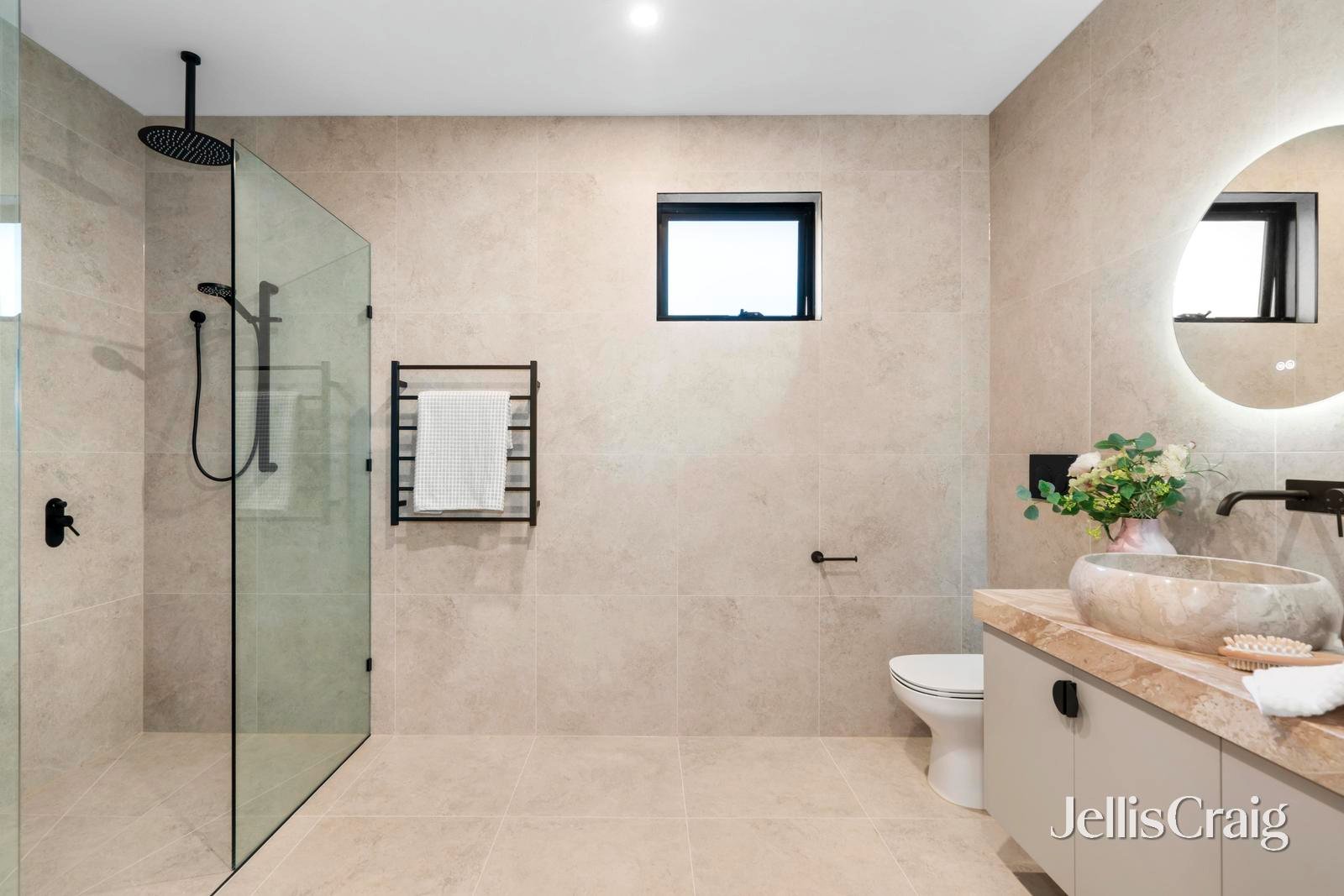 1B Golf Avenue, Mount&nbsp;Waverley image 15