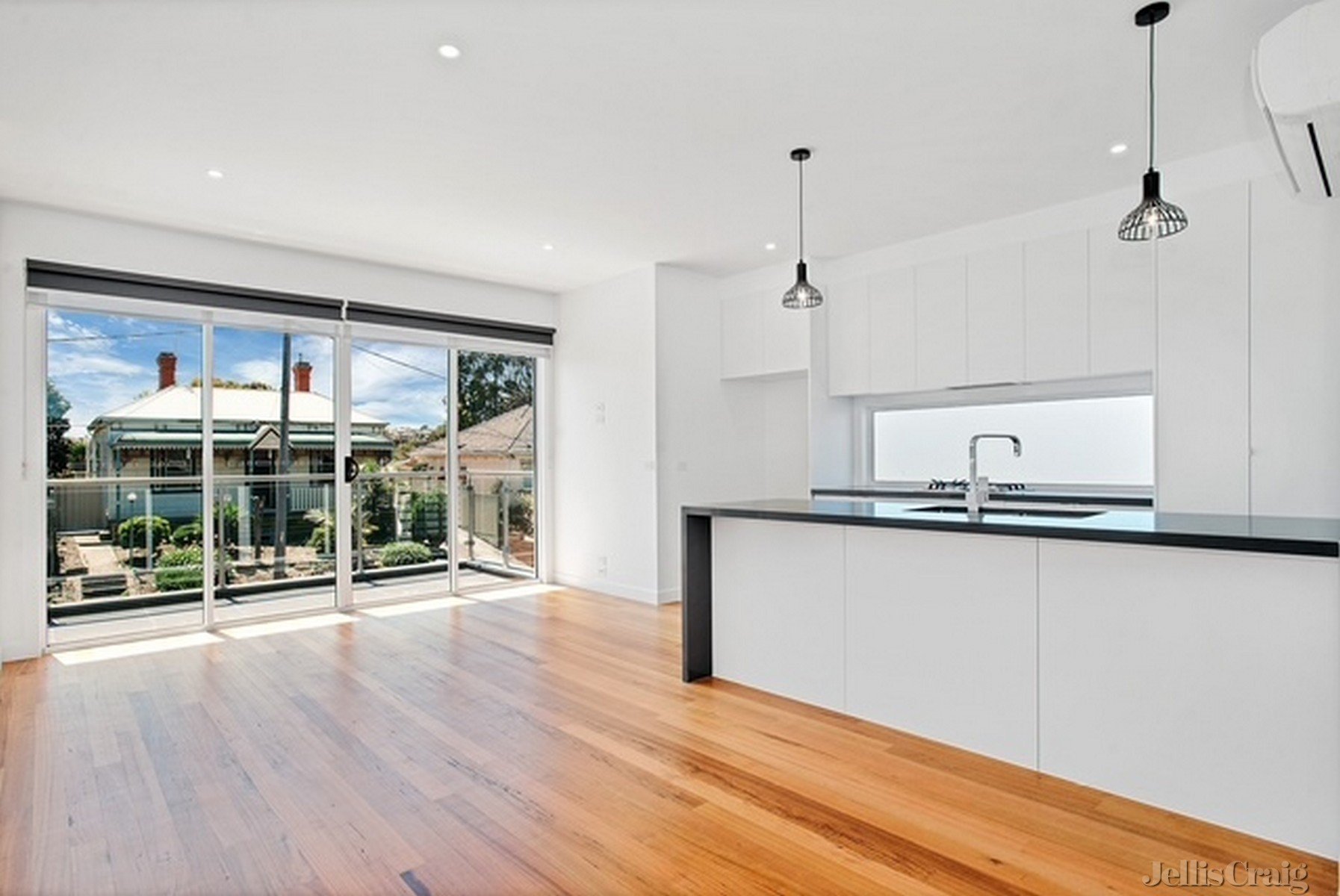 1B Gordon Street, Essendon image 2