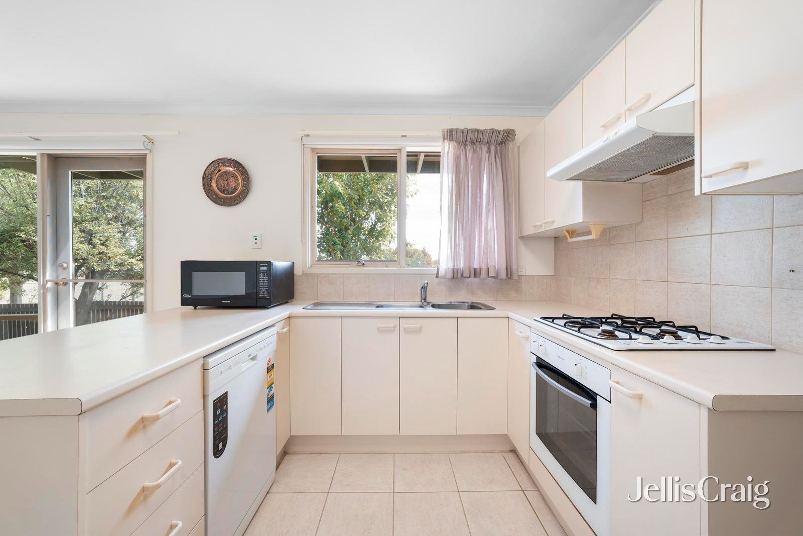 1B Handley Court, Blackburn&nbsp;North image 2