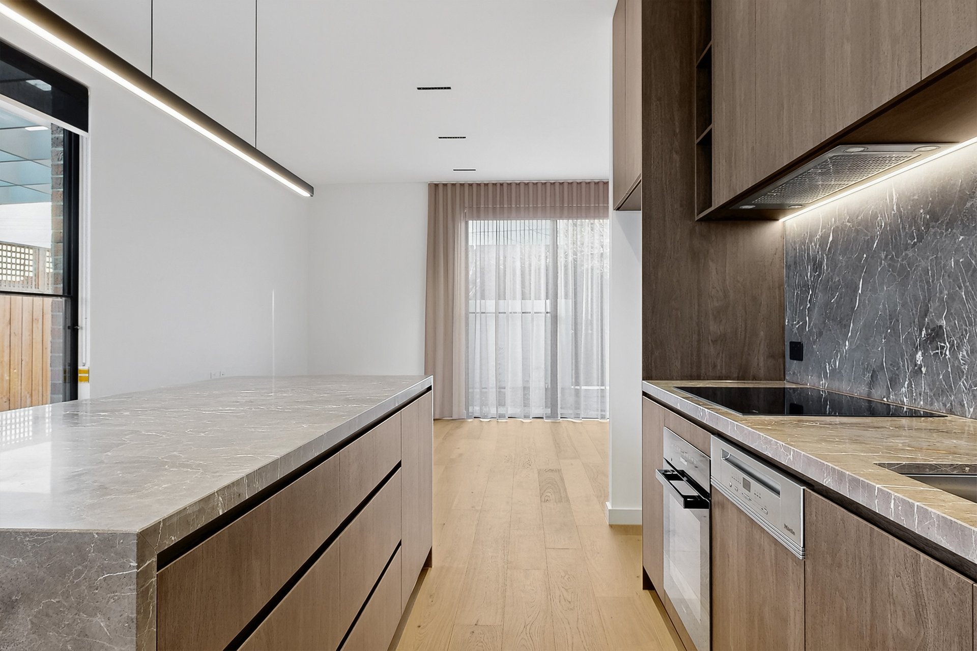 1B Irving Avenue, Murrumbeena image 3